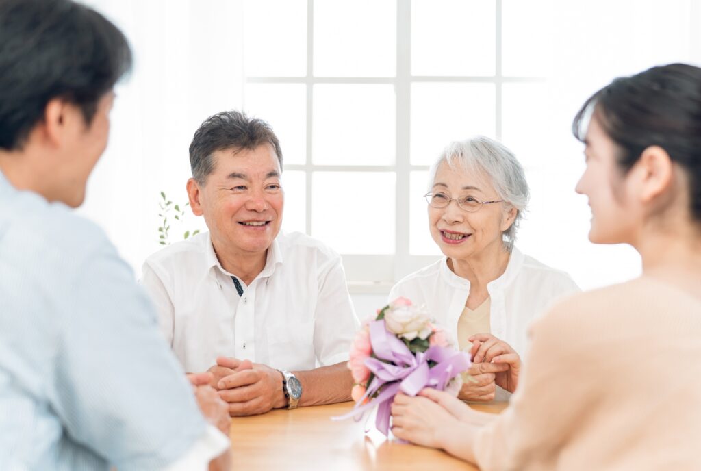 お返しは必要？祖父母への結婚祝い返しの基本マナー