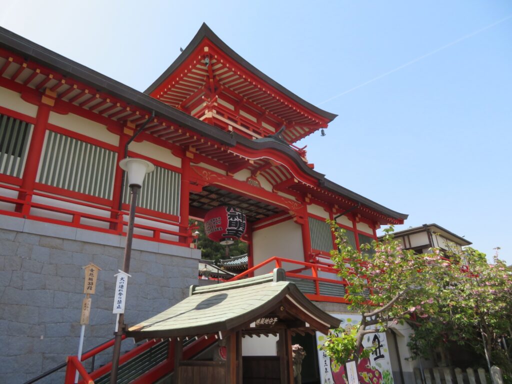 還暦祝いと厄年のお祓いを行う神社の選び方