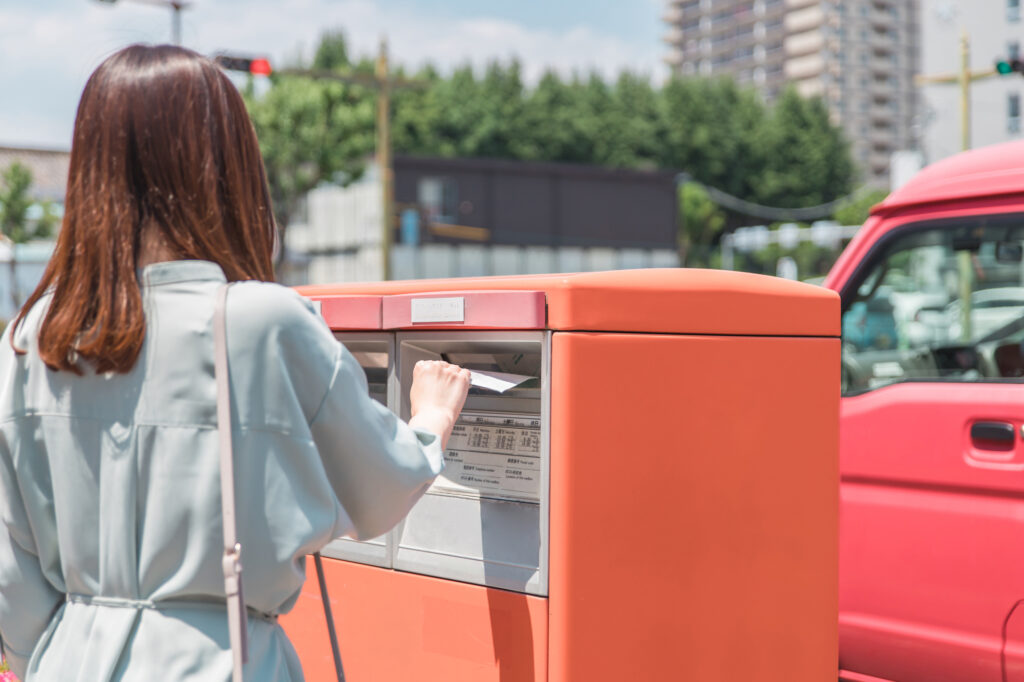 出産報告はがきを送るタイミングとマナー